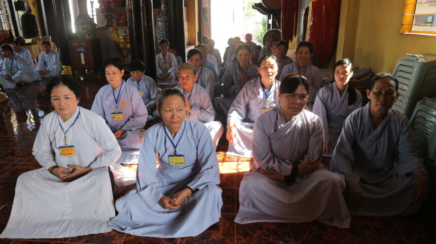 Thời khóa tu tập dành cho Phật tử tại Chùa Bửu Long
