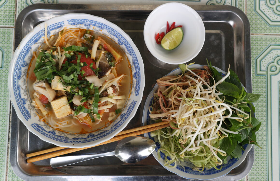 BÚN RIÊU