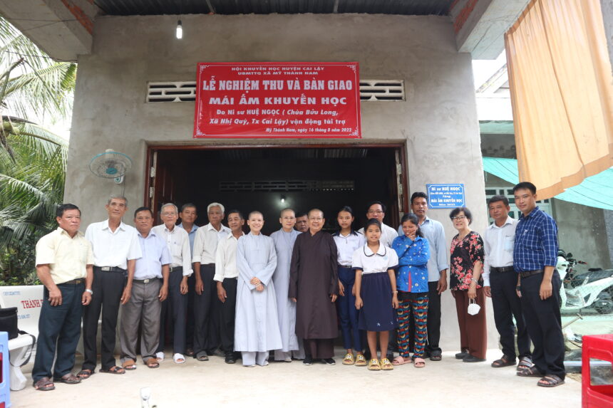 Chùa Bửu Long bàn giao Mái ấm khuyến học tại xã Mỹ Thành Nam