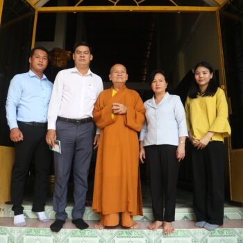Ban Tôn giáo tỉnh Tiền Giang chúc Tết chùa Bửu Long